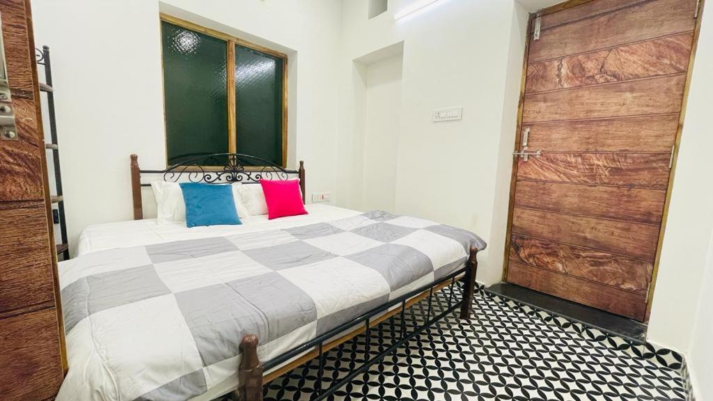 The Little Castle - Boutique Home Stay Джодпур Екстериор снимка